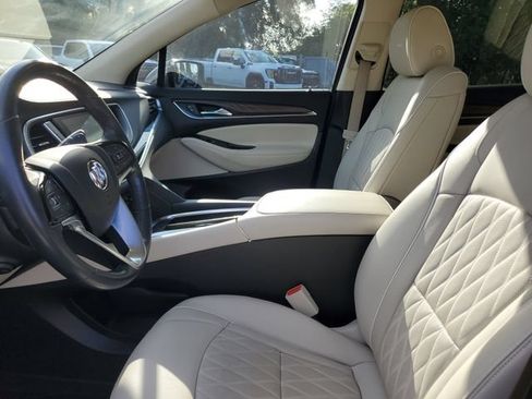 Used 2024 Buick Enclave Avenir w/ Avenir Technology Package AWD/4WD image 18