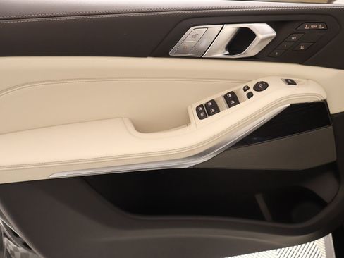 New 2026 BMW X7 xDrive40i w/ M Sport Package image 18