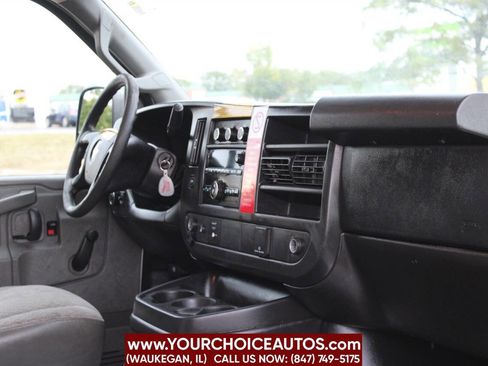 Used 2016 Chevrolet Express 3500 image 28