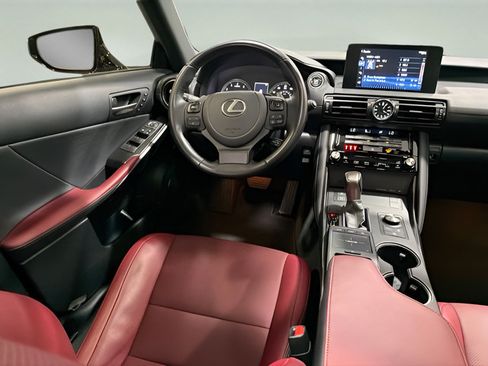 Used 2025 Lexus IS 300 w/ Premium Package RWD image 29