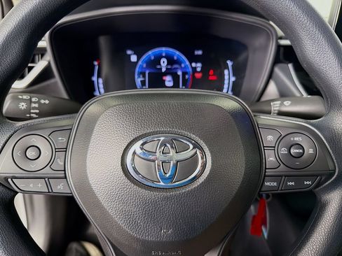 Used 2026 Toyota Corolla LE FWD image 16