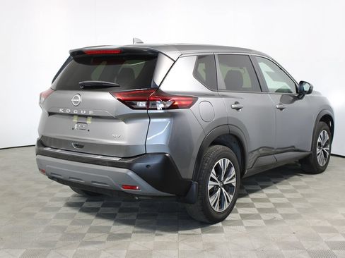 Used 2023 Nissan Rogue SV FWD image 6
