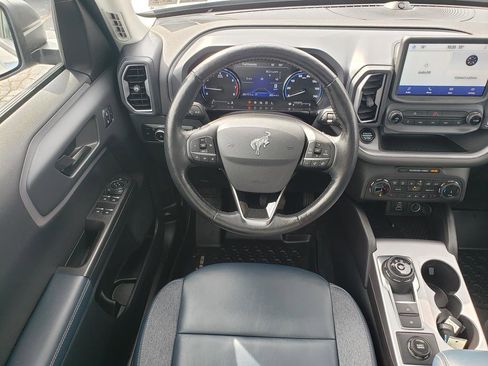 Used 2023 Ford Bronco Sport Outer Banks w/ Tech Package AWD/4WD image 17