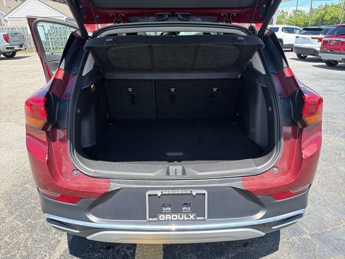 Used 2023 Buick Encore GX Essence w/ Experience Buick Package FWD image 25