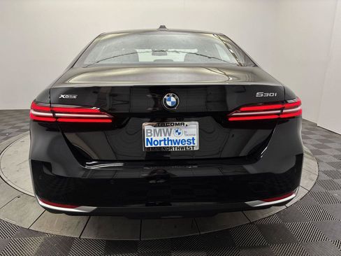 New 2027 BMW 530i xDrive w/ Premium Package AWD/4WD image 15