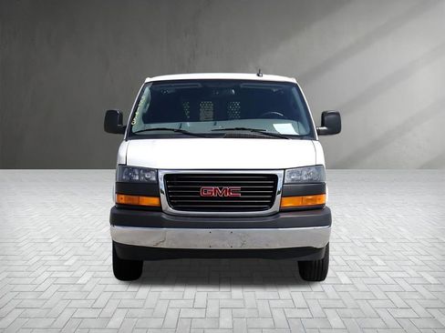 Used 2023 GMC Savana 2500 w/ Driver Convenience Package image 2