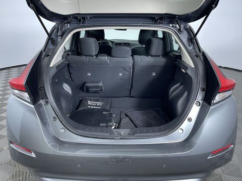 Certified 2025 Nissan Leaf S image 22
