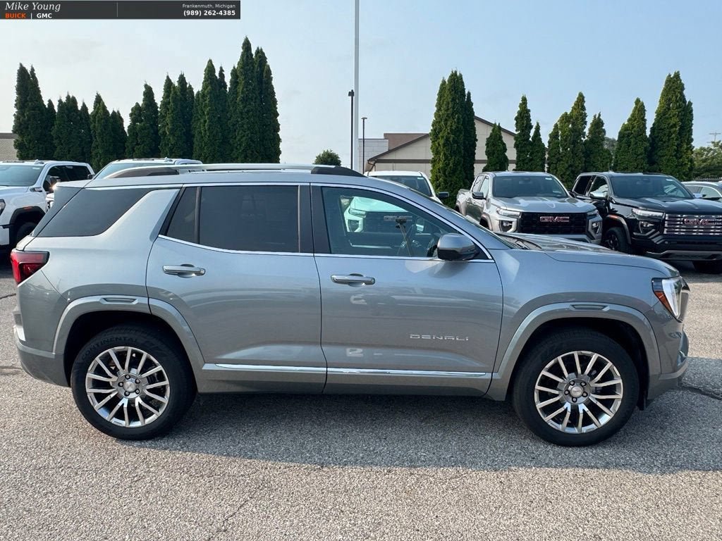 New 2027 GMC Terrain Denali w/ LPO, Floor Liner Package AWD/4WD image 8