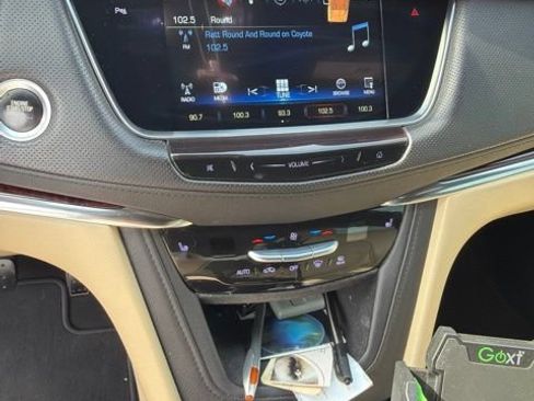Used 2019 Cadillac XT5 Luxury FWD image 10