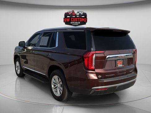 Used 2023 GMC Yukon SLT w/ SLT Premium Package AWD/4WD image 5