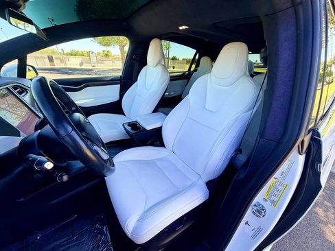 Used 2018 Tesla Model X 100D AWD/4WD image 14