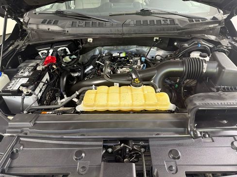 Used 2020 Ford F150 XLT AWD/4WD image 5