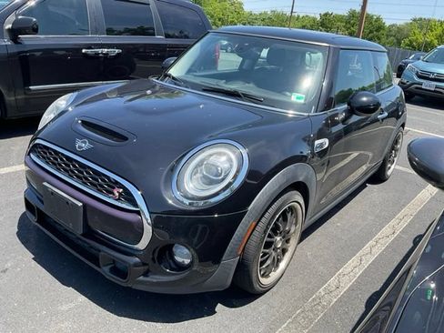 Used 2019 MINI Cooper S w/ Storage Package FWD image 1