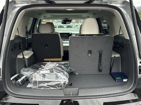 New 2026 Hyundai Santa Fe Calligraphy image 7