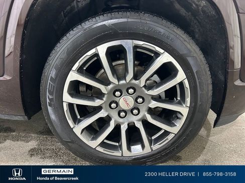 Used 2020 GMC Acadia Denali w/ Denali Ultimate Package image 12