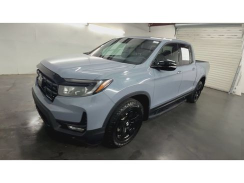 Used 2024 Honda Ridgeline Black Edition image 4