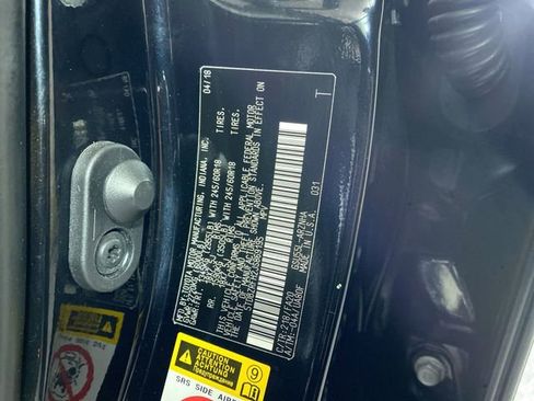 Used 2018 Toyota Highlander LE image 36