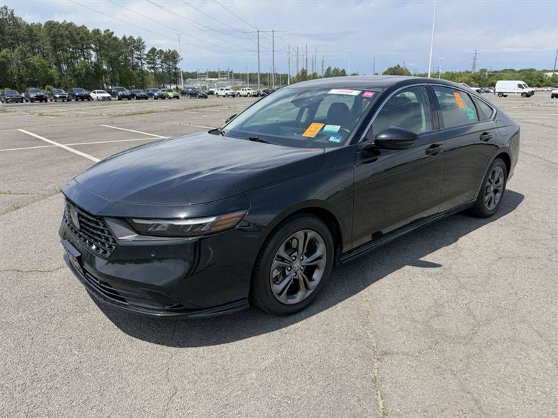 Used 2024 Honda Accord EX-L image 2