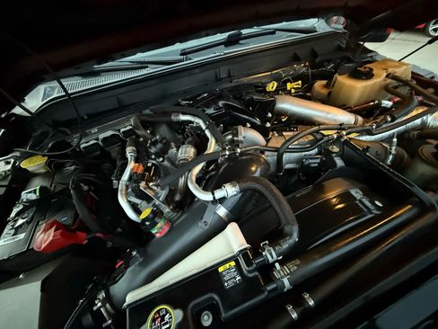 Used 2011 Ford F250 King Ranch w/ FX4 Off Road Pkg image 15