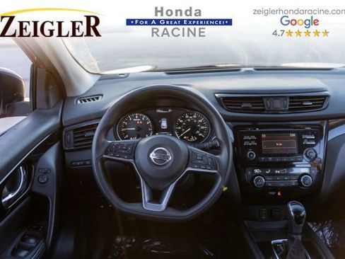 Used 2018 Nissan Rogue Sport SV image 14