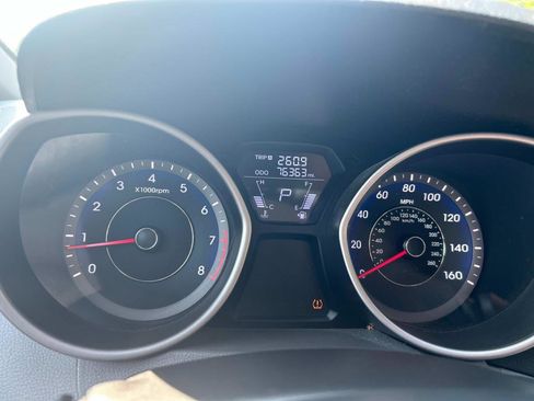 Used 2013 Hyundai Elantra GLS w/ Preferred Pkg image 25