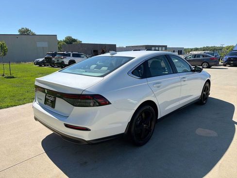 Used 2024 Honda Accord LX image 6