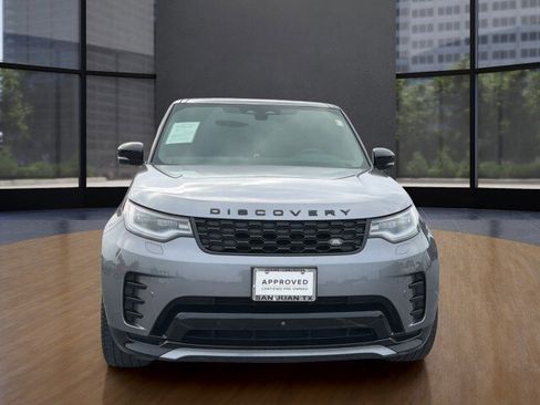 Used 2024 Land Rover Discovery Dynamic SE AWD/4WD image 11