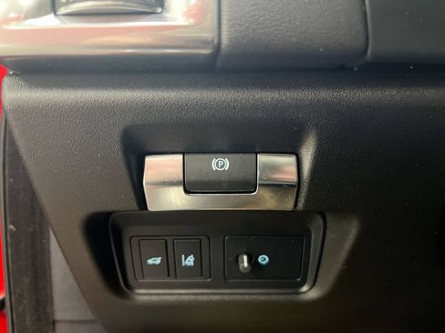 Used 2019 Jaguar E-PACE S AWD/4WD image 19