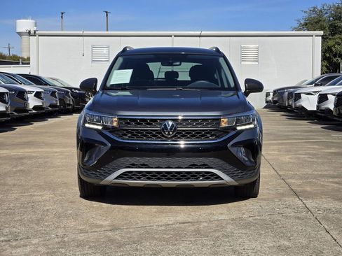 Used 2023 Volkswagen Taos S image 3