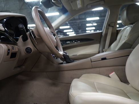Used 2016 Cadillac CTS Luxury RWD image 10