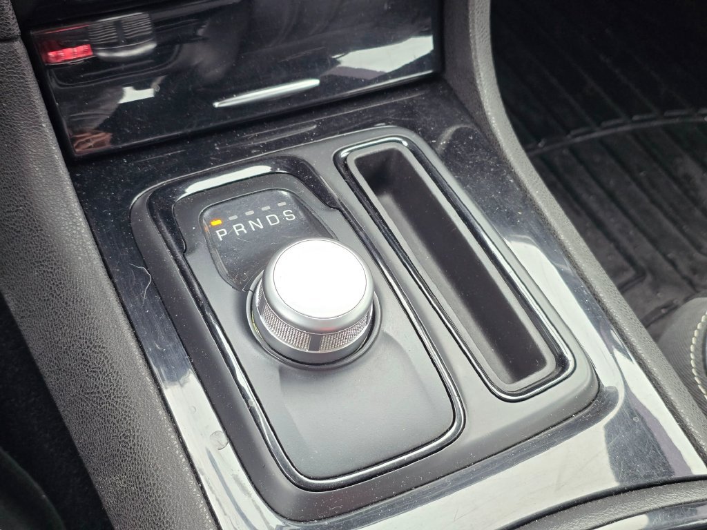 Used 2019 Chrysler 300 S AWD/4WD image 27