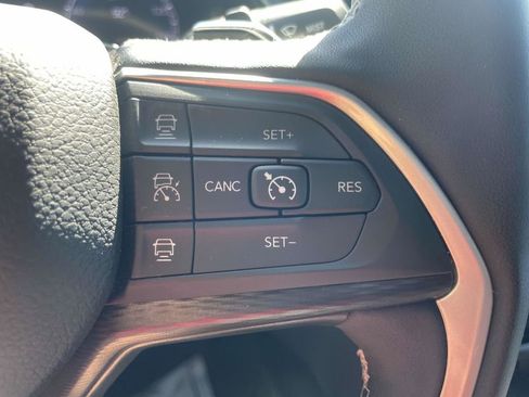 Certified 2025 Jeep Grand Cherokee L Altitude image 34