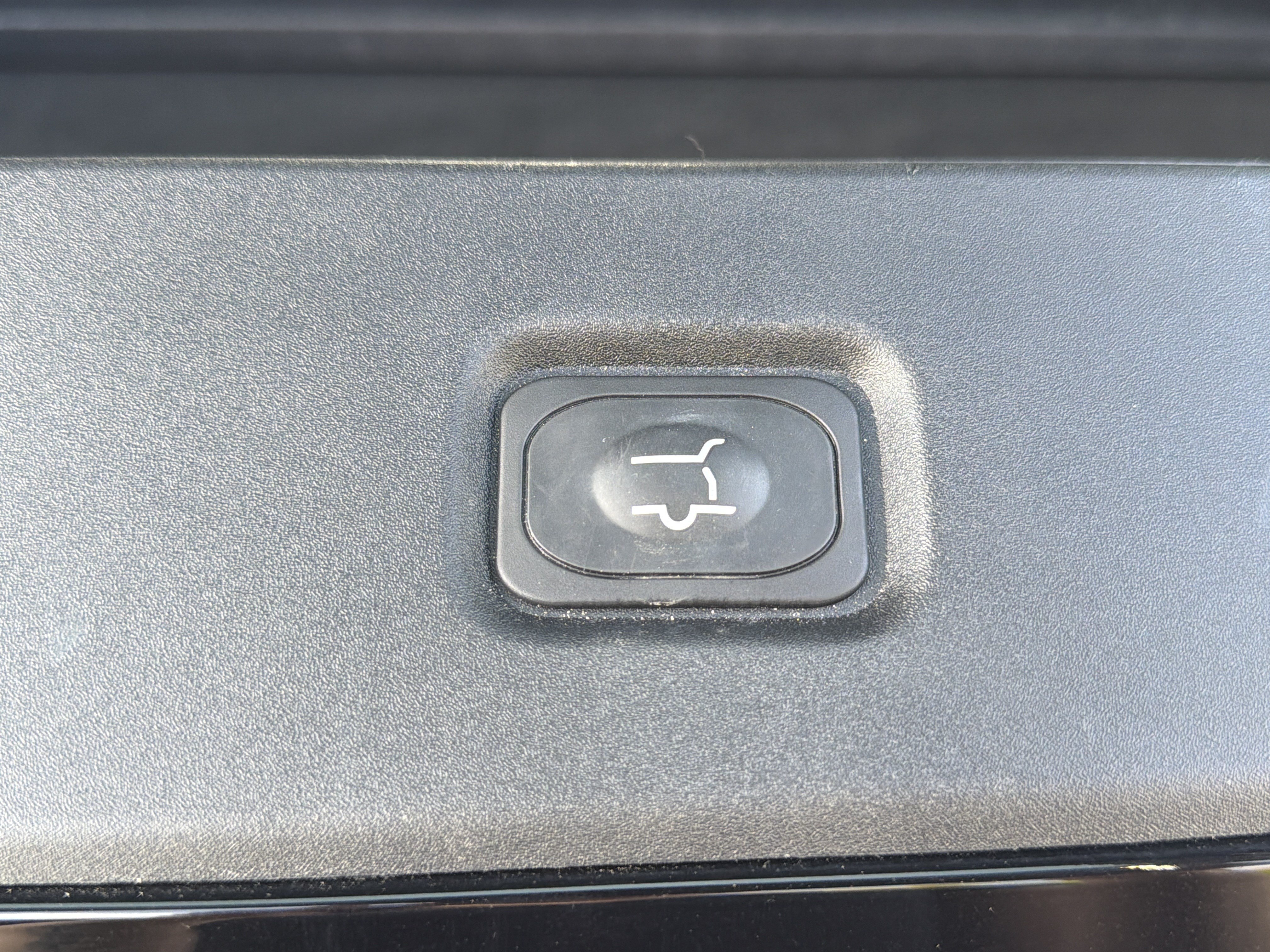 Used 2025 Ford Expedition Tremor AWD/4WD image 21