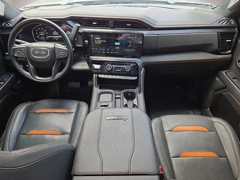 Used 2024 GMC Sierra 2500 AT4 w/ AT4 Premium Plus Package AWD/4WD image 15