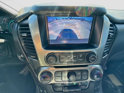 Used 2017 Chevrolet Suburban LT AWD/4WD image 12