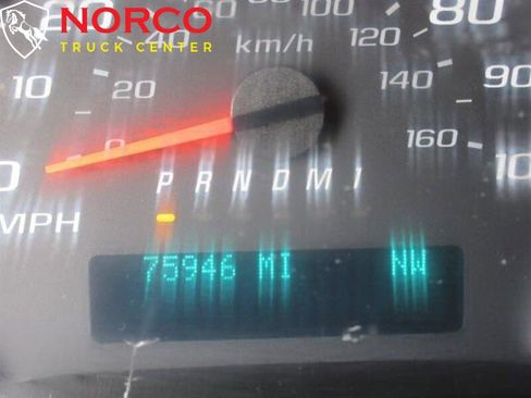 Used 2017 Chevrolet Express 2500 Extended image 15