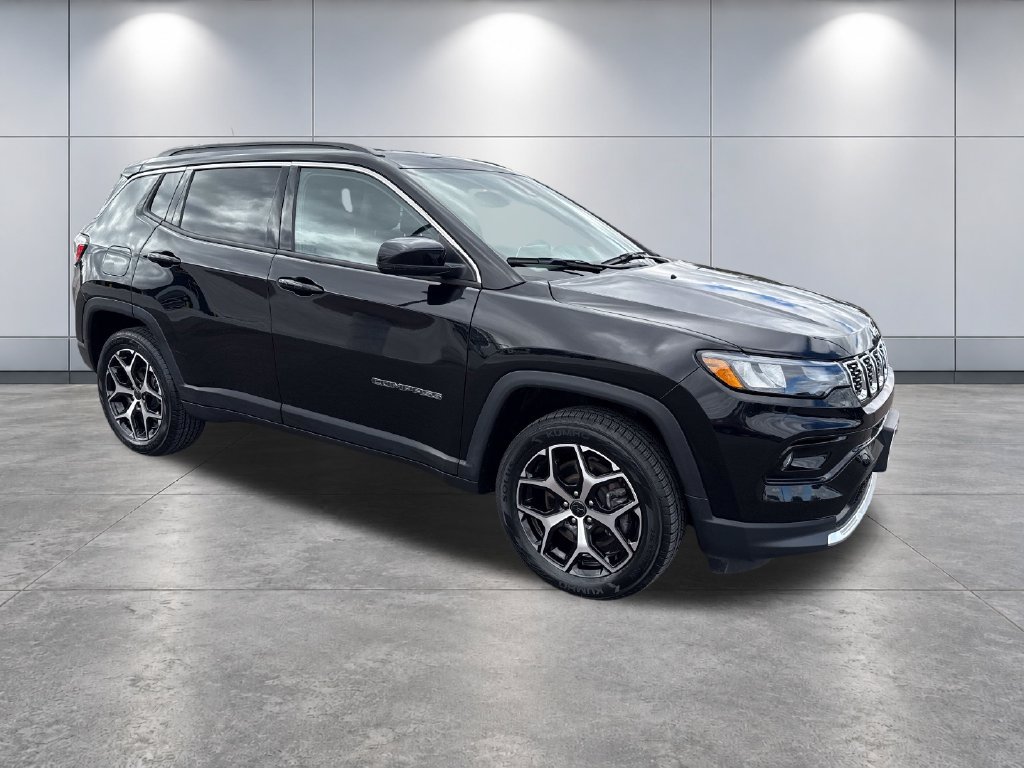 Used 2025 Jeep Compass Limited AWD/4WD image 7