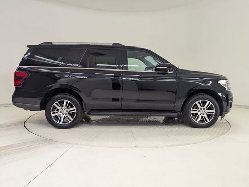 Used 2024 Ford Expedition Limited image 7