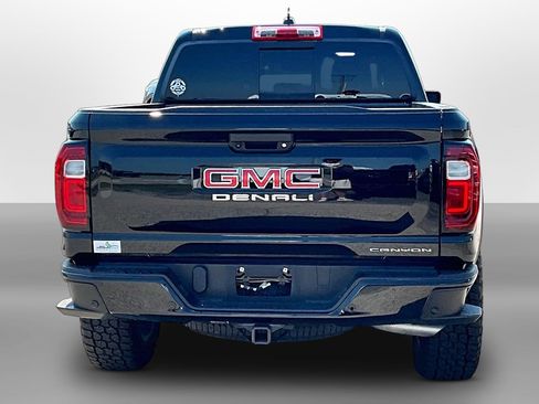 Used 2024 GMC Canyon Denali AWD/4WD image 4