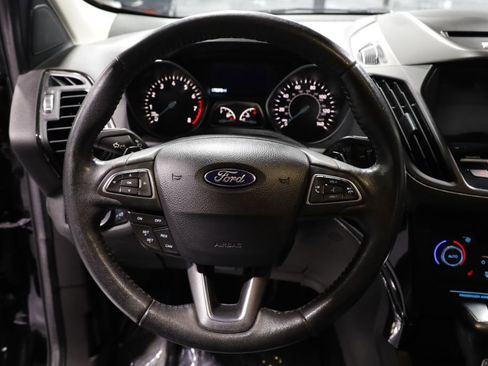 Used 2017 Ford Escape Titanium image 21