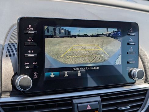 Used 2022 Honda Accord Sport image 19