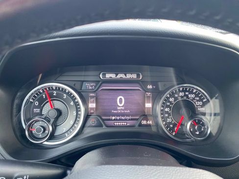 Used 2022 RAM 1500 Big Horn AWD/4WD image 15