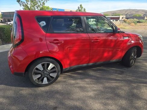 Used 2015 Kia Soul ! w/ Sun & Sound Package image 4