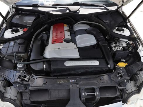 Used 2002 Mercedes-Benz C 230 Coupe image 28