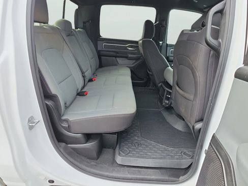 Used 2022 RAM 1500 Big Horn AWD/4WD image 18