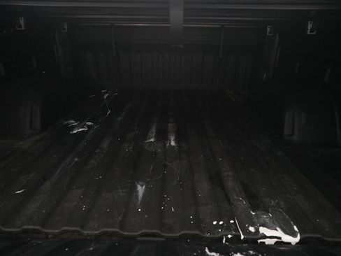 Used 2023 Chevrolet Silverado 1500 LT image 10