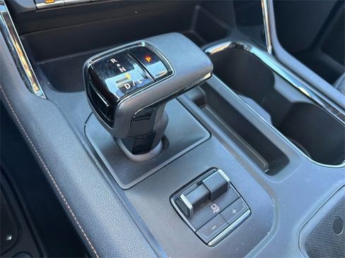 Used 2023 GMC Sierra 1500 AT4 w/ Technology Package image 29