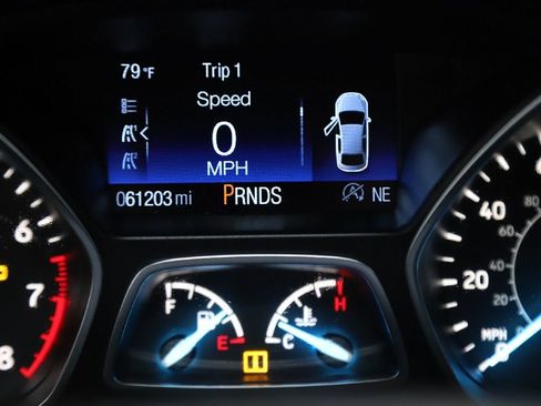 Used 2019 Ford Escape SE FWD image 24