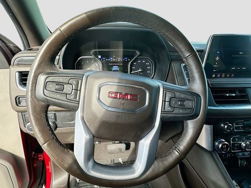 Used 2021 GMC Yukon SLT w/ SLT Premium Package RWD image 11