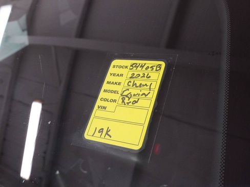 Used 2026 Chevrolet Equinox LT w/ LPO, Floor Liner Package FWD image 35
